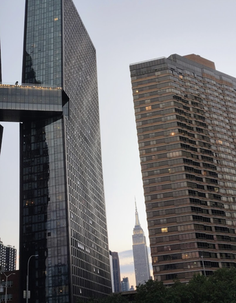 Building - Full Unit 1 Bedroom + 1 Bathroom Full Service Building All Possible Amenities Condo