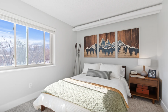Bedroom for rent - Mountainaire Boulder