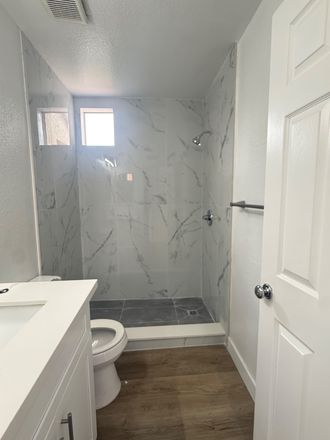 Upstairs restroom - House Near Campus