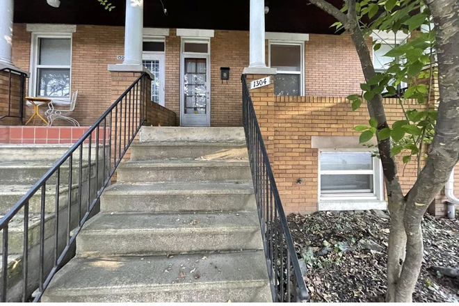 Front Entry - Peaceful Rowhome in the heart of Hampden