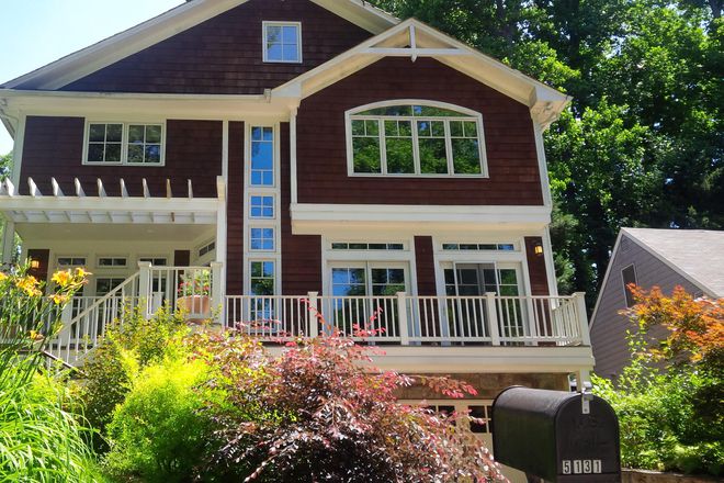 House - SUMMER RENTAL: Dates Flexible. Large Room private home w/private bath/kitchen/laundry - sep ent