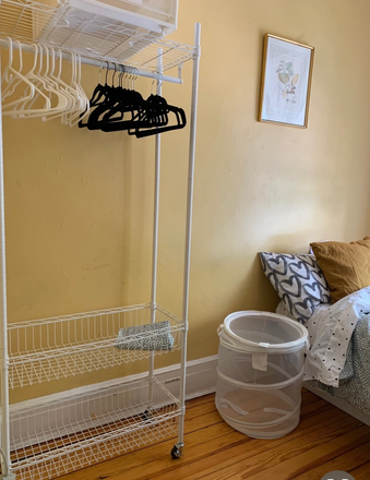 bedroom - Cozy Brooklyn Furnished Room Apartments