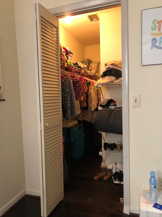 Walk-in closet, plenty of storage space - Room in beautiful house, indoors & outdoors patio, safe neighborhood, private bathroom, bed, closet