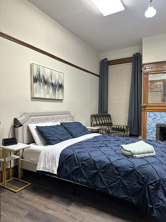 Bed view - Boutique Purdue Student Living Apartments