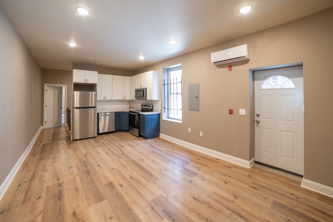 Kitchen - ROOF DECK Beautiful Brand New 3 Bed 3 Bath Apartments