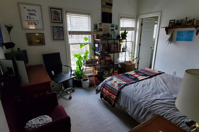 Room for Rent (unfurnished) - 1BR/1BA for Rent in 3BR/3.5BA Townhome at Ponce+Beltline
