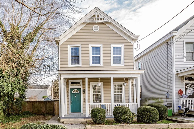 Front - Cozy room rent in a single family home, downstairs furnished.