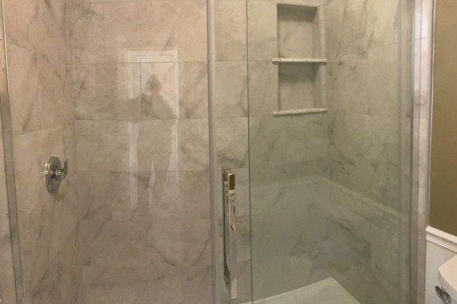 Walk in shower - Baytree Townhouses