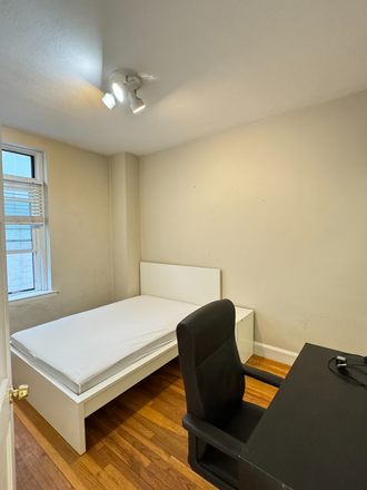 room 3 - 45 Westland Condo