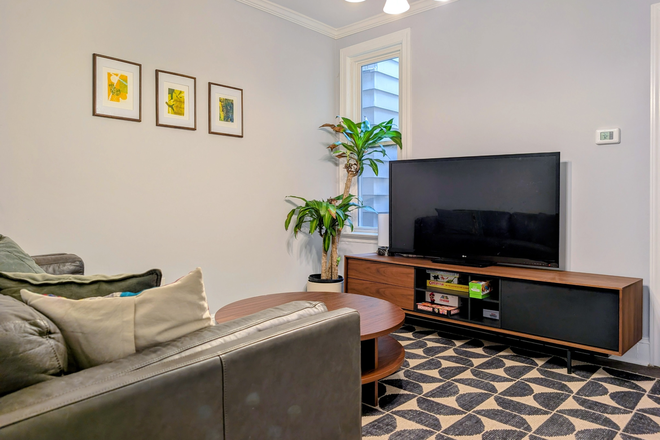 Family room - 2BR thome-Mercer St-Princeton