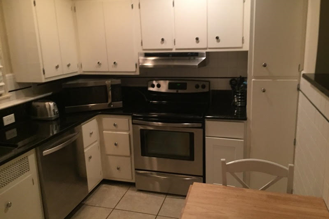 kitchen - Beautiful Home furnished with Central air conditionin