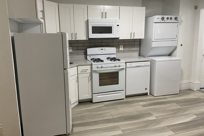 Call NOW for showings! 617-236-8550 - WINDSOR ST - *NO FEE* FLR THRU RENOVATED 3BR/1.5BA FOR *9/1/2026* W/ IN UNIT LNDRY, EIK, PATIO, YARD Apartments