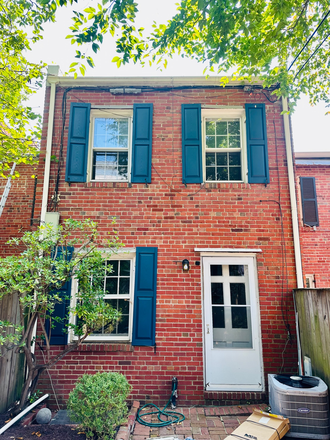 Outside backyard view - Campus townhouse rental- furnished/newly rennovated