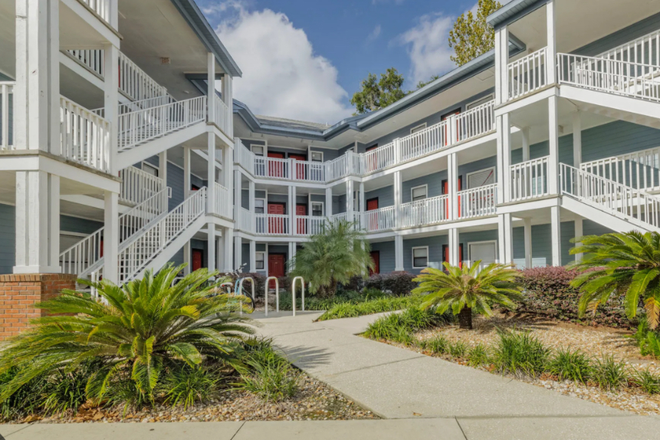 Street View - The Estates Apartments