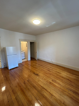 Studio - Large Studio Available 9/1/25! *CONTACT NOAH 603-470-8181 Apartments