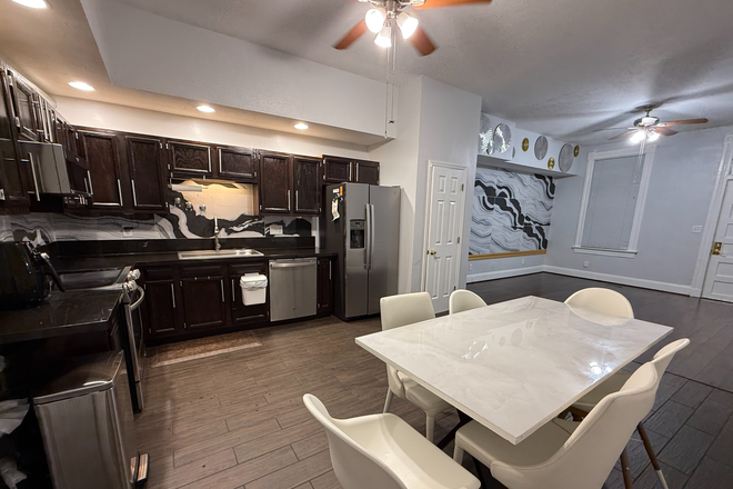 Kitchen and living room - Newly Renovated 4BR/2BA House for rent