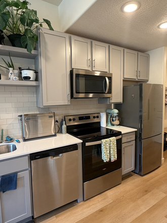 Kitchen - Ivory University House
