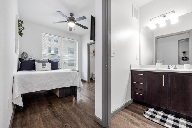 Bedroom - YOUnion Apartments