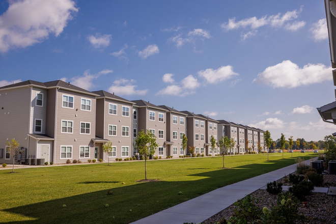 Outside View - The Landings Apartments