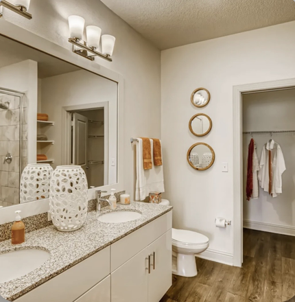 bathroom - Room available for rent in a 2x2 at EOS