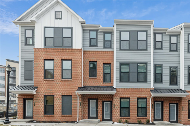 Street view - Unfurnished 2BR/2bath thome-Parker Blvd-Princeton Junction