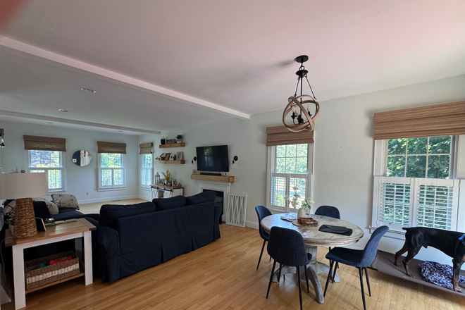 Kitchen Livingroom - Westerly-Room for Rent House