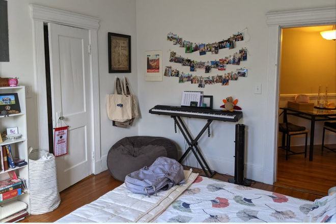 Bedroom - 1 Bed in 3 Bedroom for Rent