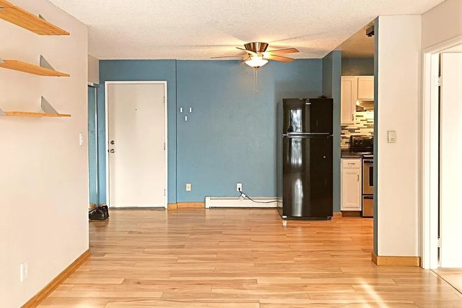 entrance - 2bed 2bath apartment for lease takeover