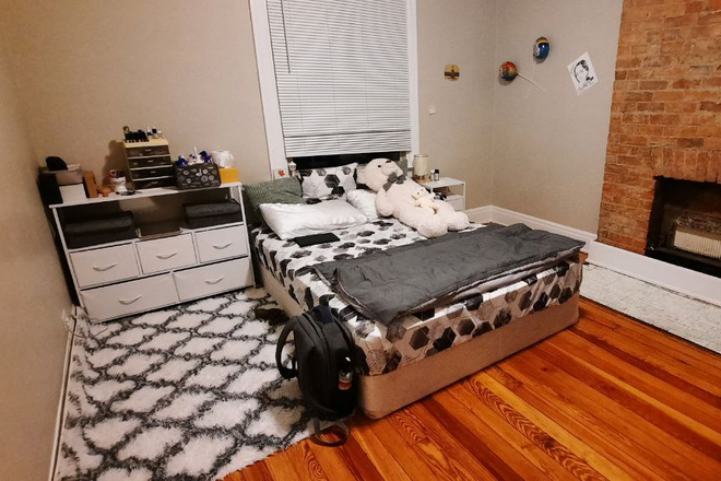 Bedroom - 1 room available for Jan move in- 5BD 2BD shared house