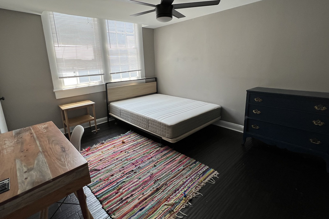 bed room for rent - Incredible location rt next to tulane campus  New modern renovation with a modern bohemian décor.