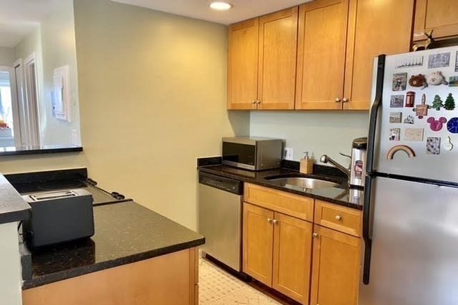 LIVING - GREAT LOCATION! 2 BED WITH PARKING SPACE INCLUDED! 8/1/25! Apartments
