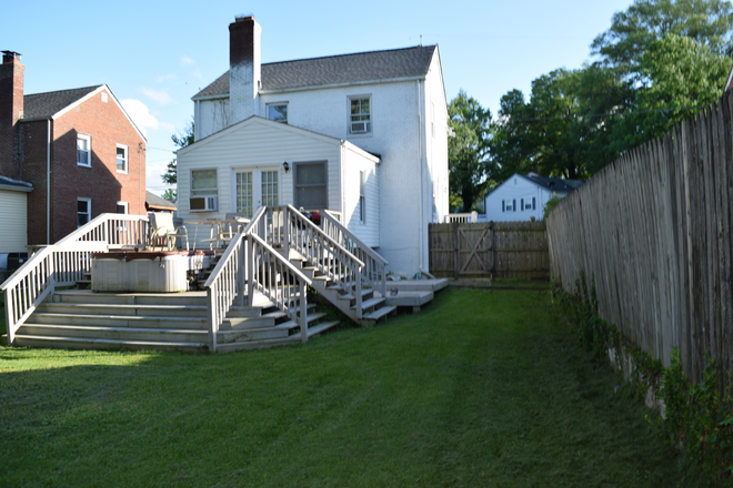 back - Gorgeous & SPACIOUS Bedrooms Available in College Park within WALKING DISTANCE to UMD campus House