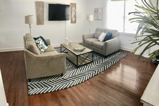 Living room - Coastal furnished townhome in Avondale section/ West Ashley