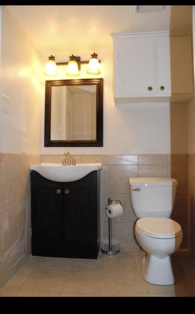Bathroom - Affordable Two bedroom Apartment for Jan Sublet