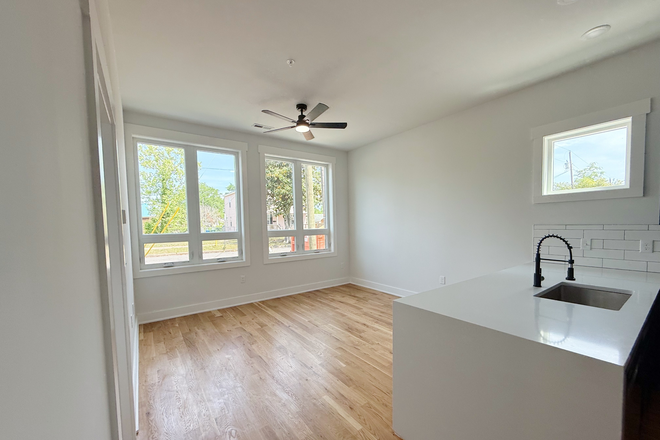 Kitchen and Living Space - 720 Castle Street Apartments