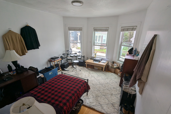 Bedroom (facing windows) - 1-2 Person Room in Mission Hill Apartment