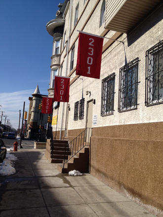 Exterior - 2 BR Apt. Share -  Private BR & Shared Use of a Nice 2 BR Apt.  (2 Blocks to Campus)