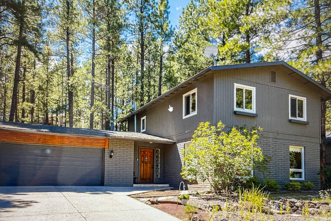Exterior - Private, Cozy, Furnished 3-bedroom house