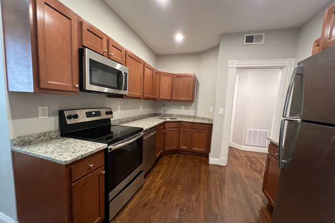 1 - AUG/SEPT 2025 NO FEE?Gorgeous Harvard Sq. 1Bed?Renovated?Laundry?Cats OK?No Fee