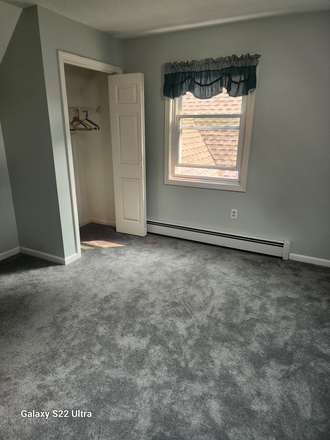 Closet - Room for rent, private bath/2nd floor of owner-occupied home. Female only/Kitchen/laundry privileges