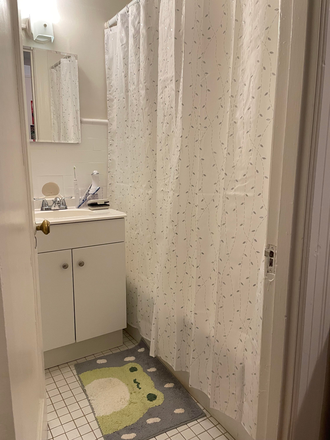 bathroom - Wyman Towers Apartments