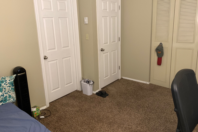 Bedroom - Furnished Room Available Short-Term May-August 2026 Apartments