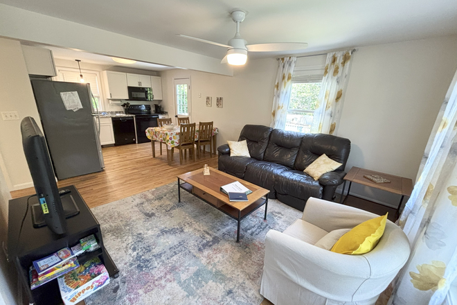 Living room- includes TV - 4-5 Bedroom, 2 bath house in Wakefield 10 minutes from campus
