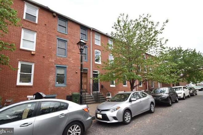 Front of the house - University of Maryland School of Medicine, Baltimore Townhome