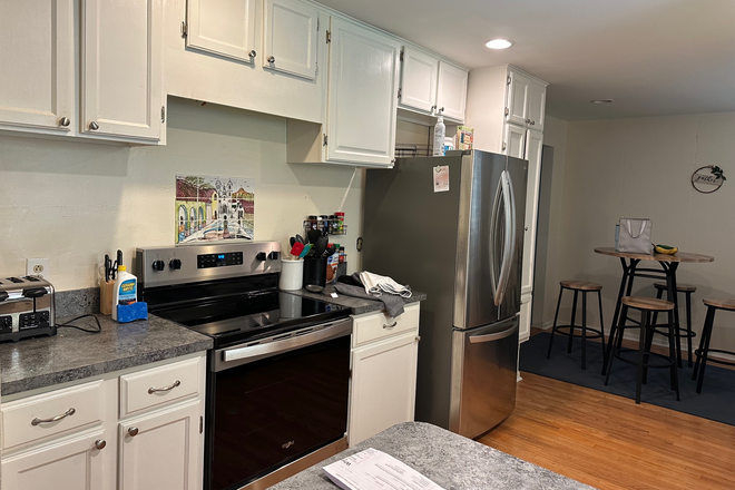 Kitchen with Stainless Steel Appliances - 4 Bedroom / 2 Bath 2 short blocks to Regis House