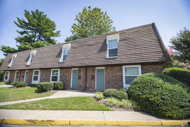 ext - Ash Tree Townhomes