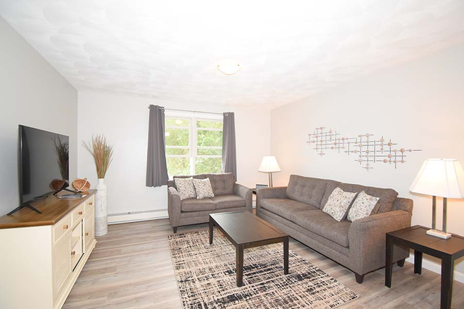 Living Room - 33 Berth Ave House