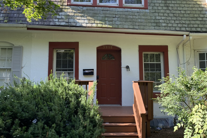 Front - Beautifully Modern & Just Renovated 6BR/3BA Available for June 1 (2026-27 School Year)