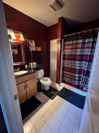 Attached bath with the master bed room - Renaissance on the river building Condo