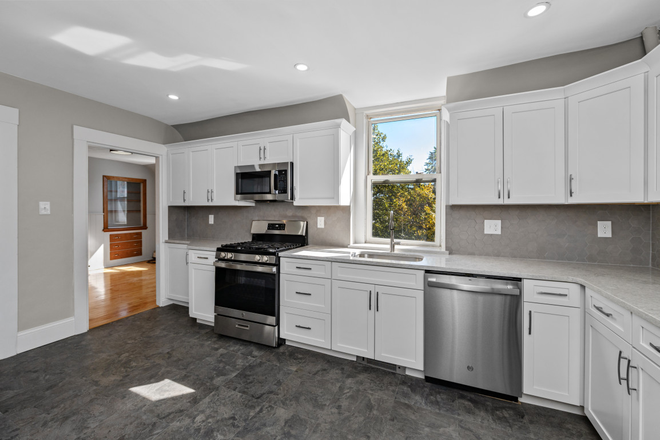 Kitchen - Renovated 3BD with 2+ Parking, Yard, Ultra Modern Kitchen! Apartments